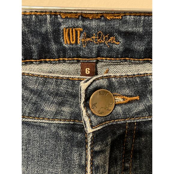 Kut from the Kloth Straight Leg Distressed Jeans, Size 6, #1137-L - Picture 4 of 7